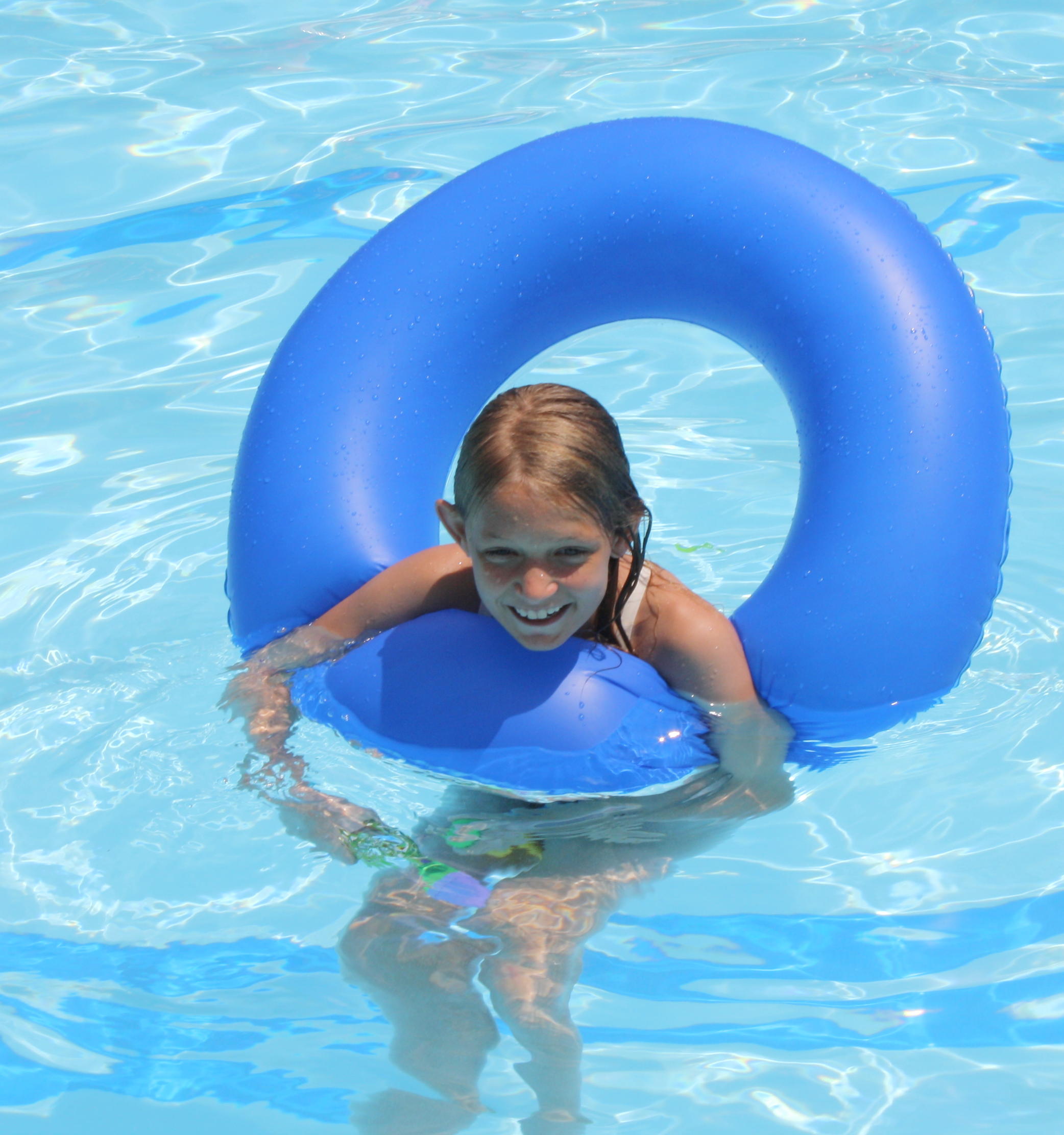 2013-07-13 Innsbrook pool ring Cate.jpg